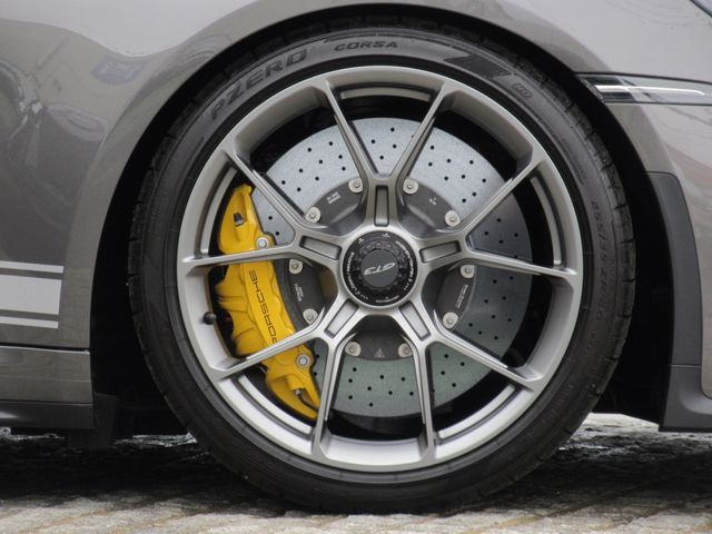 PORSCHE 911 2022 Image 31