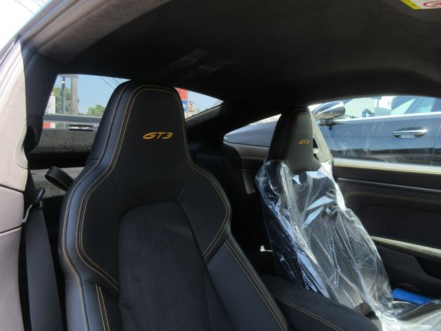 PORSCHE 911 2022 Image 31