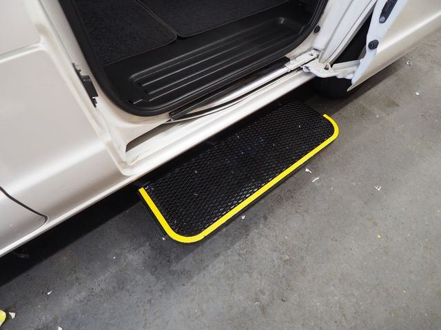 NISSAN NV200 VANETTE VAN 2018 Image 31