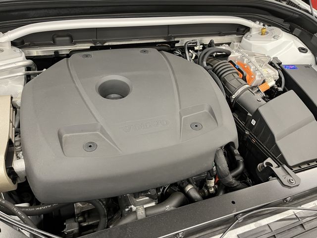 VOLVO XC60 2021 Image 31