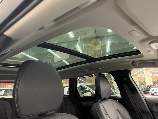 VOLVO V90 2024 Image 31