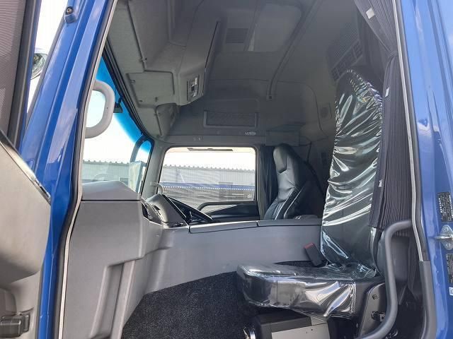 MITSUBISHI FUSOU SUPER GREAT 2016 Image 31