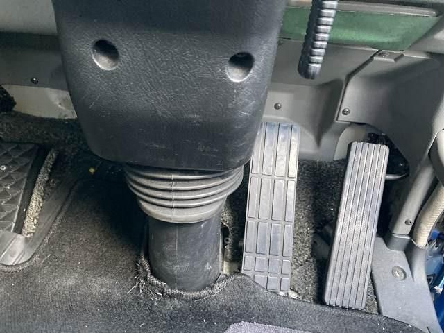 MITSUBISHI FUSOU SUPER GREAT 2016 Image 31