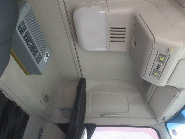 MITSUBISHI FUSOU SUPER GREAT 2016 Image 31