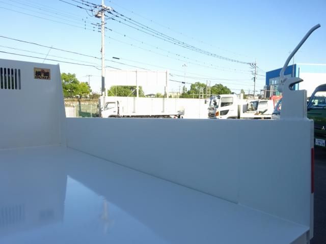 HINO DUTRO 2024 Image 31