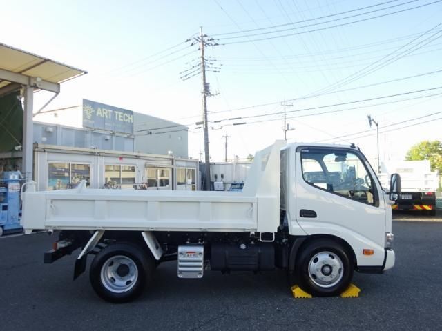 HINO DUTRO 2024 Image 31