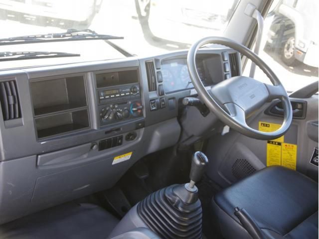 ISUZU FORWARD 2010 Image 31