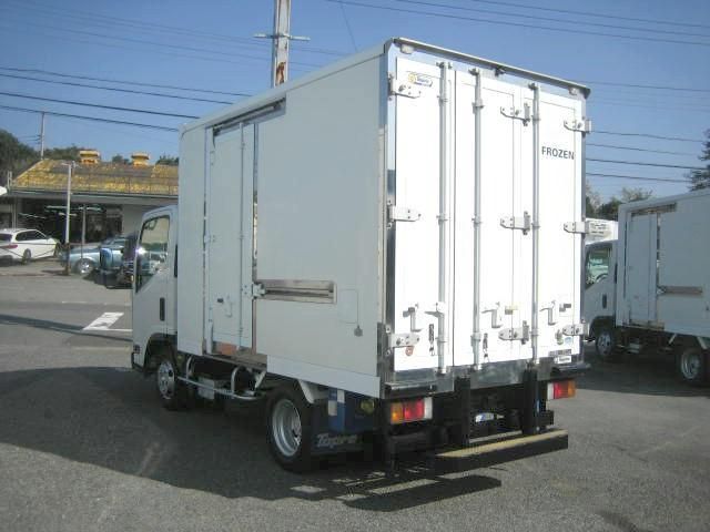 ISUZU ELF 2018 Image 31