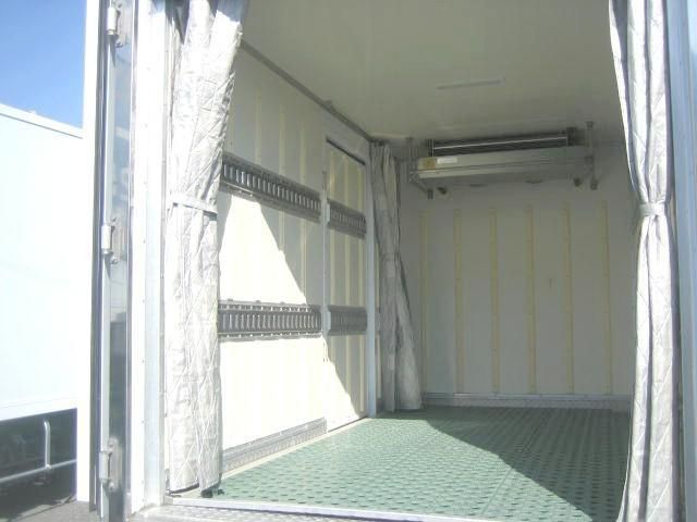 ISUZU ELF 2018 Image 31