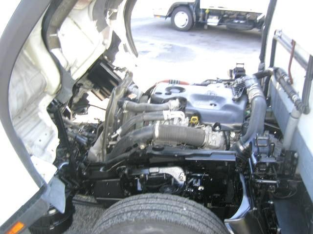 ISUZU ELF 2018 Image 31