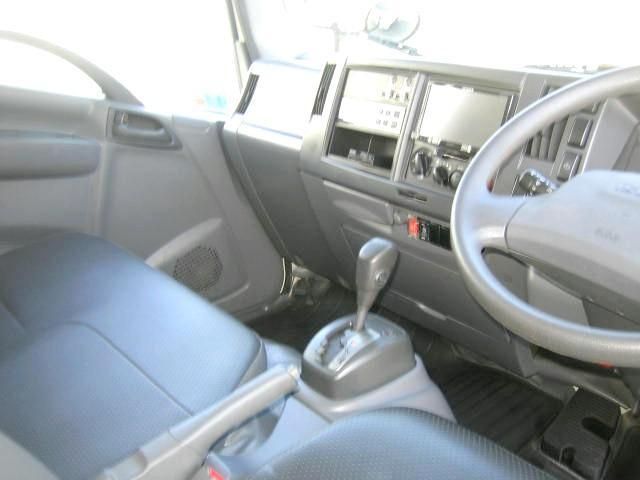 ISUZU ELF 2018 Image 31