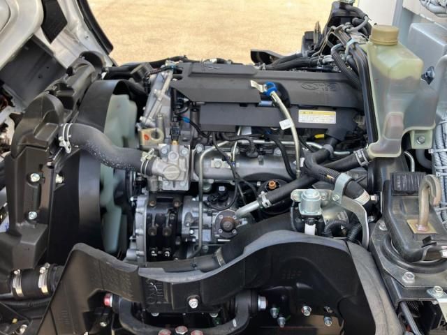 MITSUBISHI CANTER 2024 Image 31