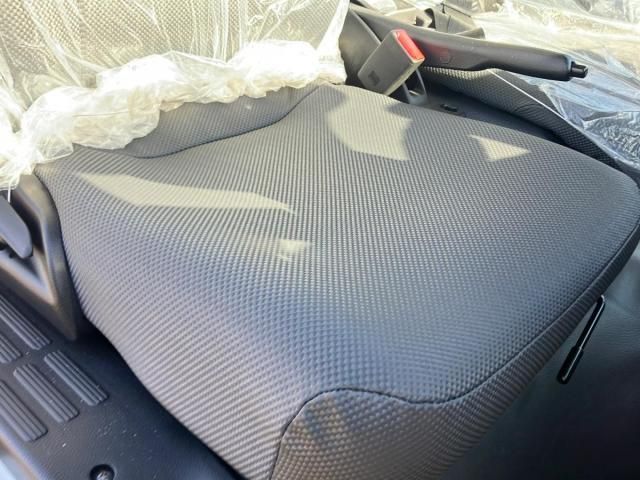 MITSUBISHI CANTER 2024 Image 31