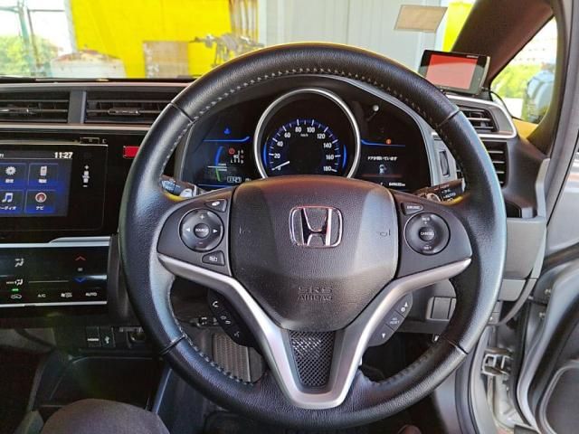 HONDA FIT HYBRID 2013 Image 31