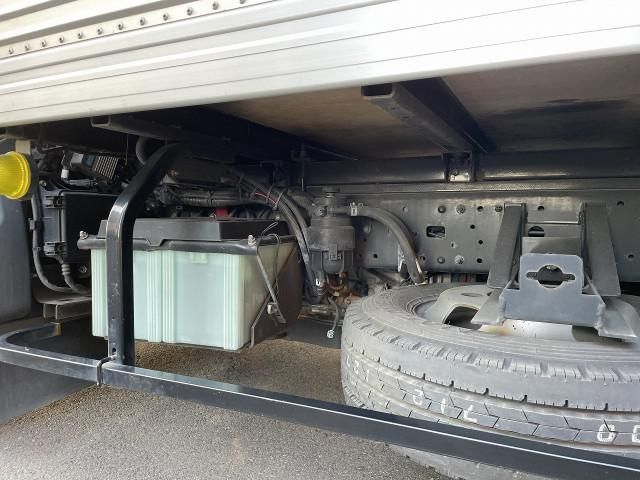 TOYOTA DYNA 2017 Image 31