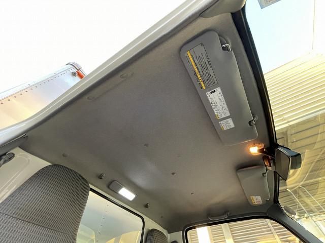 TOYOTA DYNA 2017 Image 31