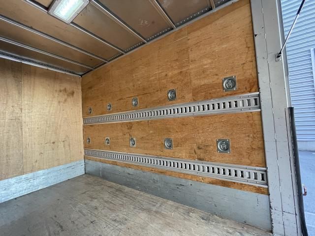 TOYOTA DYNA 2017 Image 31