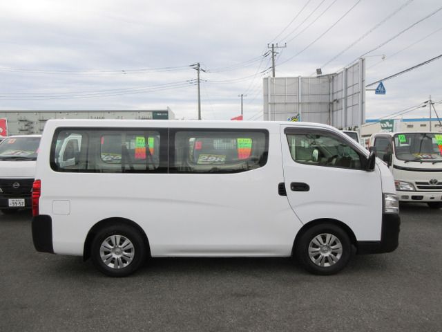 NISSAN NV350 CARAVAN 1.2T 2015 Image 31