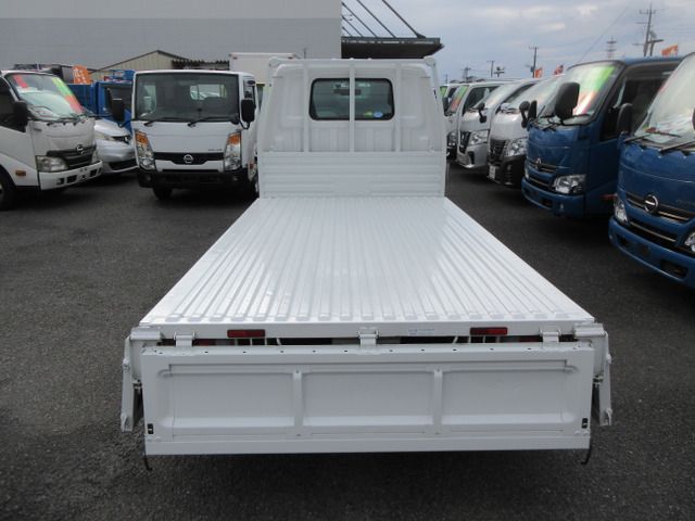 MAZDA BONGO TRUCK 1.15T 2W 2017 Image 31