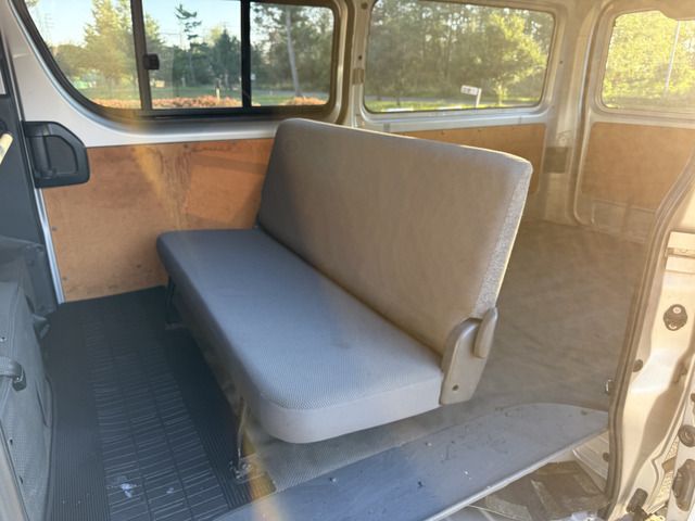 TOYOTA HIACE VAN 4WD 2012 Image 31