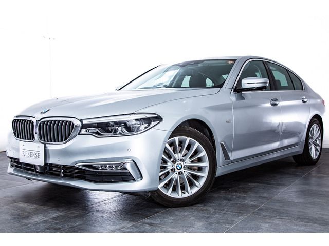 BMW 5SERIES SEDAN 2017 Image 31