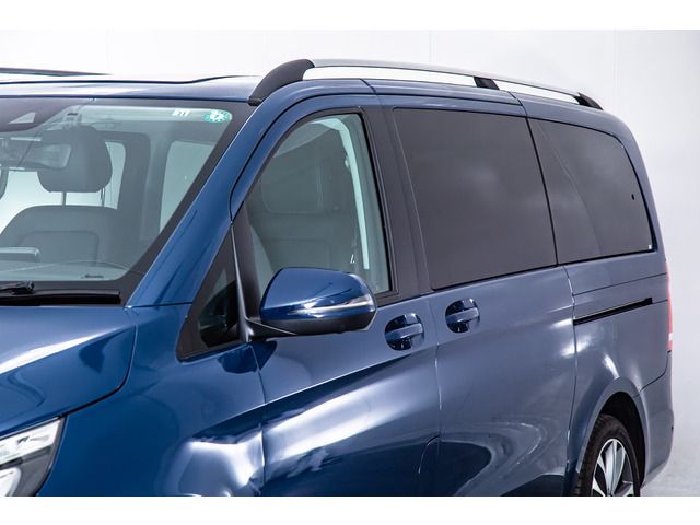 MERCEDES BENZ V CLAS 2022 Image 31