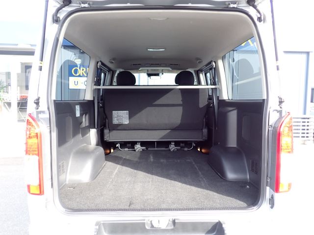 TOYOTA HIACE VAN 2WD 2020 Image 31