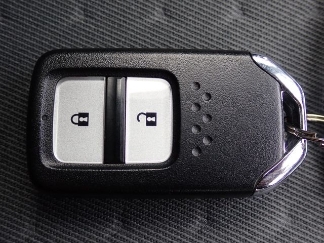 HONDA FIT E:HEV 2020 Image 31