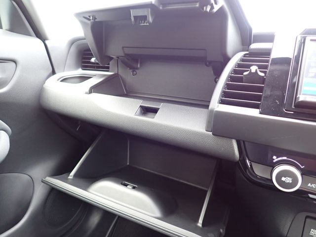 HONDA FIT E:HEV 2020 Image 31