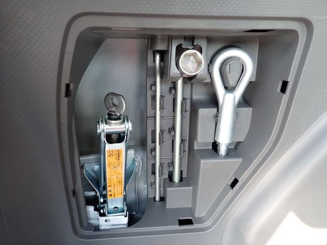 NISSAN NV150 AD 2WD 2019 Image 31