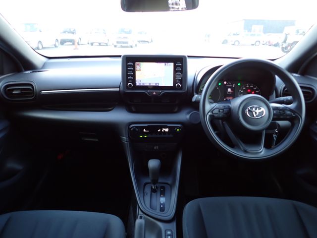 TOYOTA YARIS HYBRID 2020 Image 31