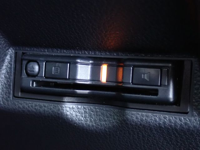 TOYOTA YARIS HYBRID 2020 Image 31