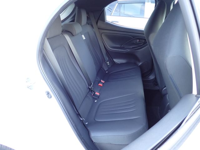 TOYOTA YARIS HYBRID 2020 Image 31