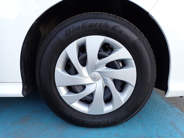 TOYOTA YARIS HYBRID 2020 Image 31