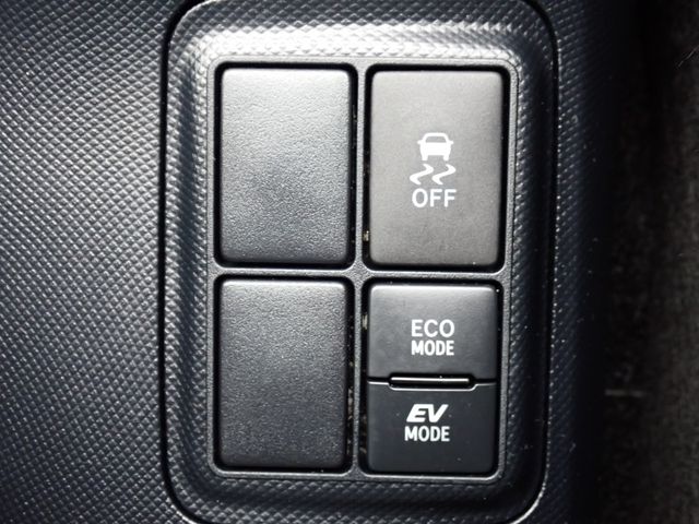 TOYOTA AQUA 2019 Image 31