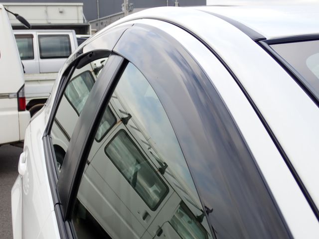 TOYOTA AQUA 2019 Image 31