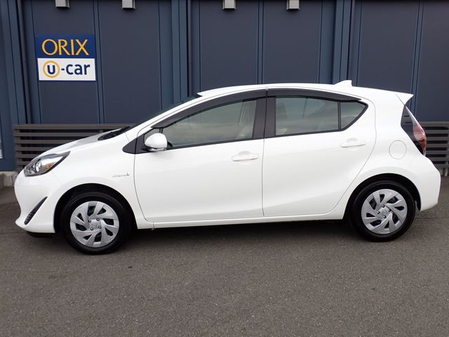 TOYOTA AQUA 2019 Image 31