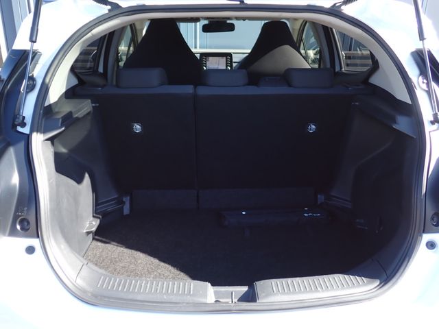 TOYOTA AQUA 2023 Image 31