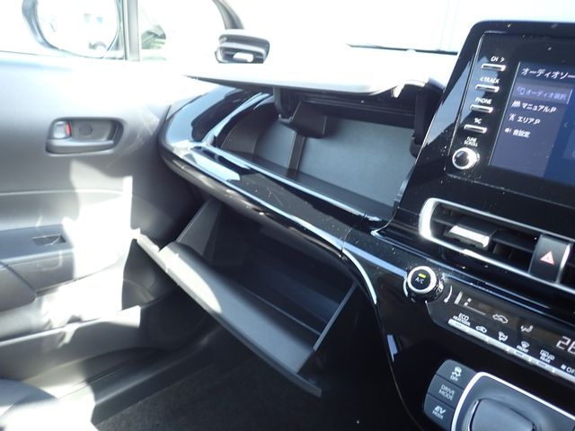 TOYOTA AQUA 2023 Image 31