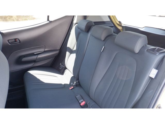 TOYOTA AQUA 2023 Image 31