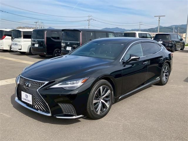 TOYOTA LEXUS LS500H 2022 Image 31