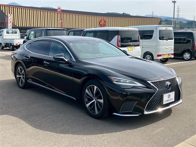 TOYOTA LEXUS LS500H 2022 Image 31
