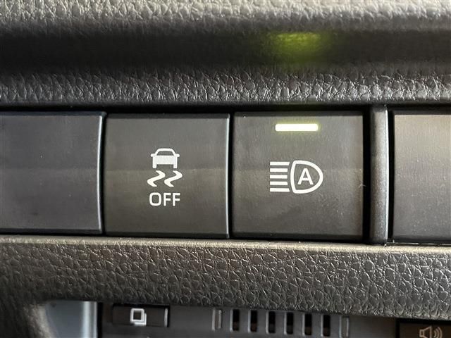 TOYOTA HARRIER HYBRID 2020 Image 31