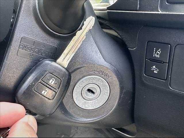 TOYOTA PROBOX VAN 2WD 2018 Image 31