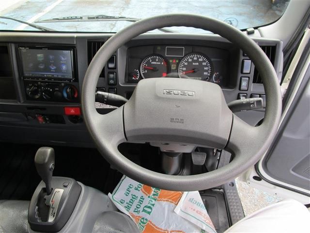 ISUZU  2018 Image 31