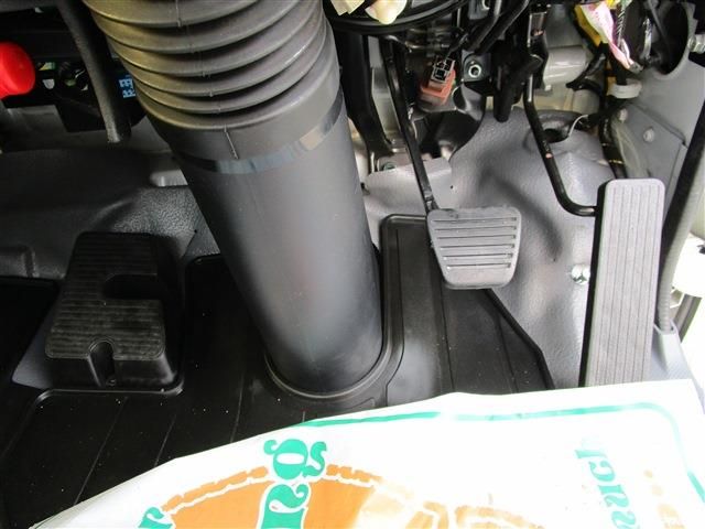 ISUZU  2018 Image 31