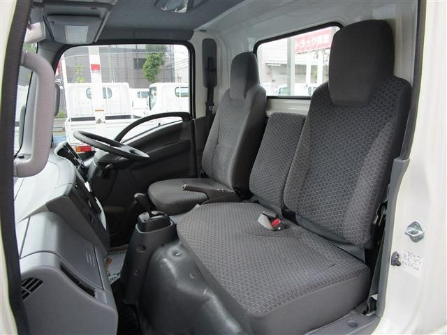 ISUZU  2018 Image 31