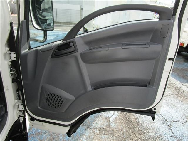 ISUZU  2018 Image 31