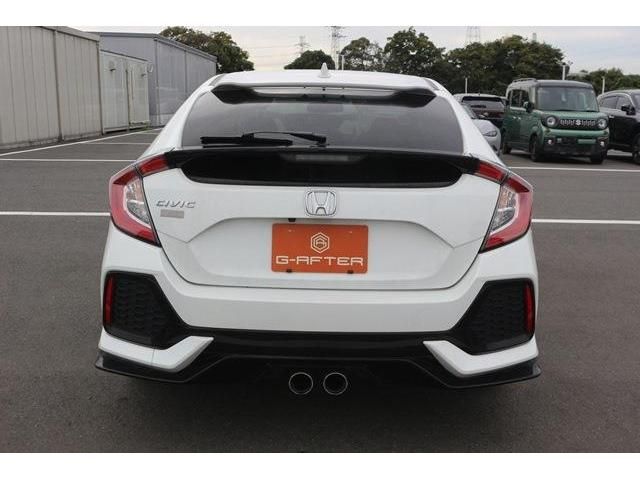 HONDA CIVIC HATCHBACK 2018 Image 31