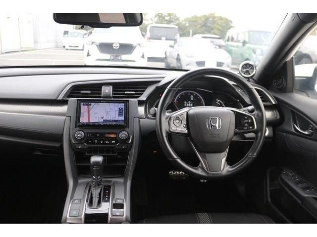 HONDA CIVIC HATCHBACK 2018 Image 31